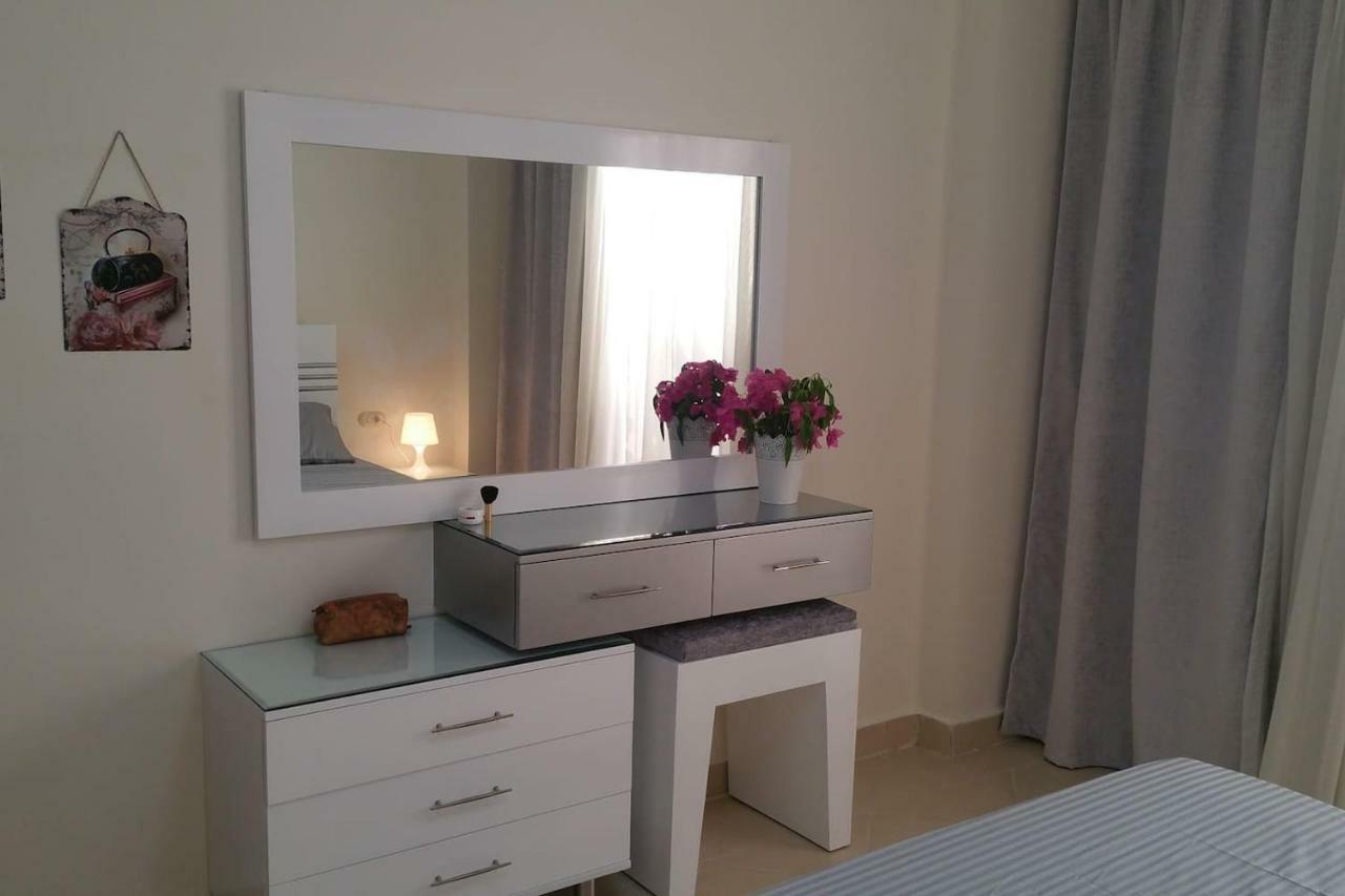 One- Bedroom Apartment S3 In Vip Zone Sunny Lakes Sharm el-Sheikh Bagian luar foto